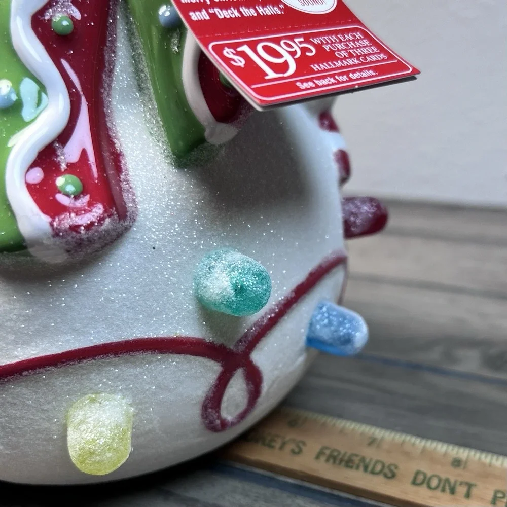 Hallmark 2010 Seasons Treatings Musical Snowman Light Up Gumdrop Gingerbread NWT